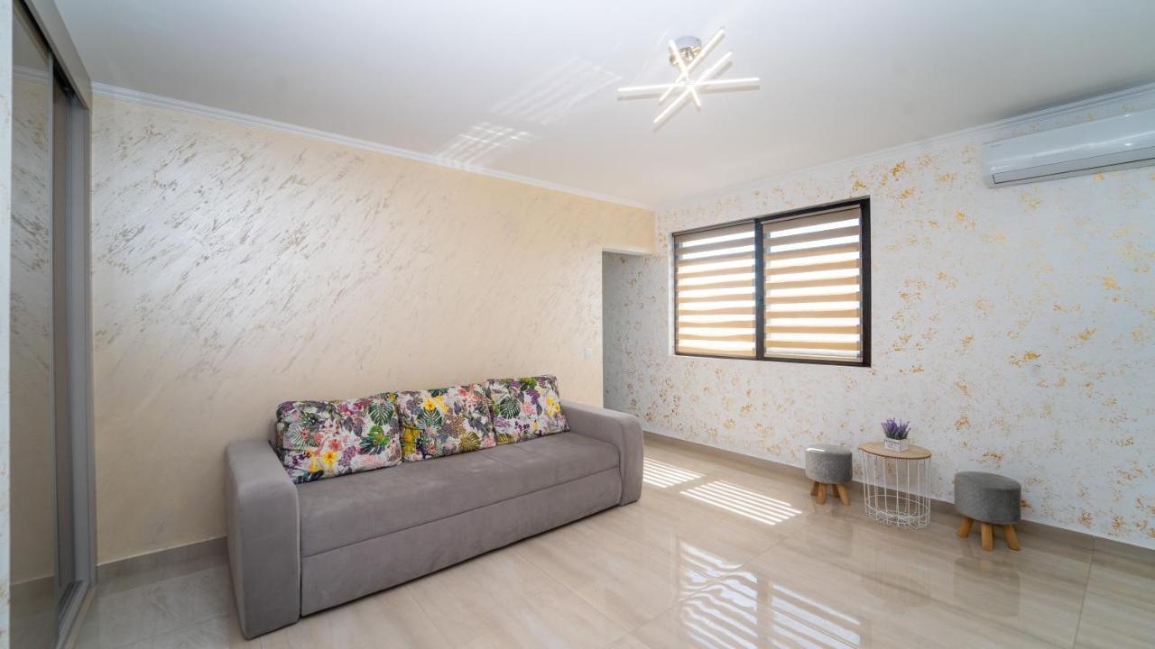 Casi Apartment Сатурн Екстериор снимка